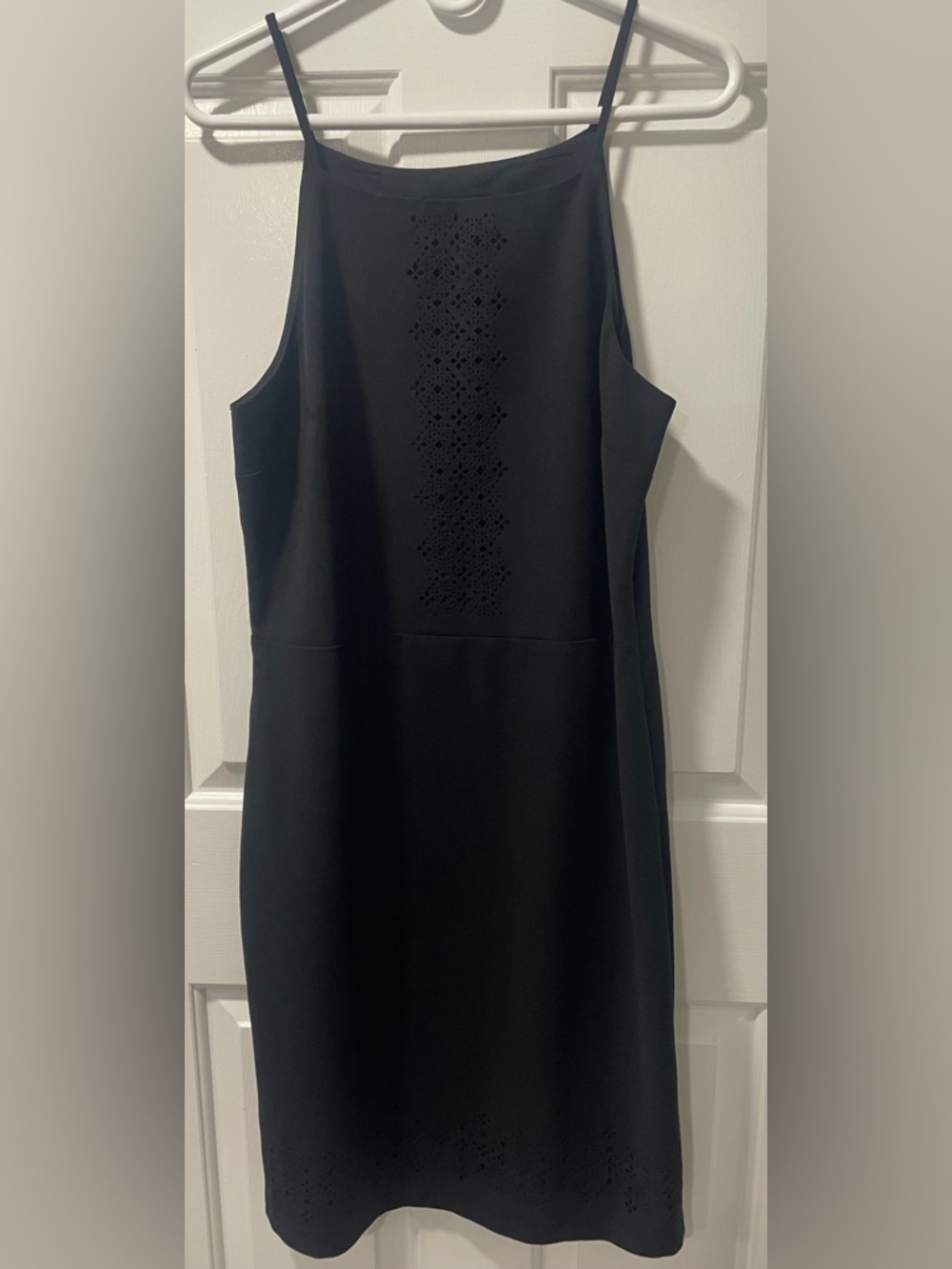 Banana Republic Black Sleeveless Dress with Laser-Cut Design - Size 12